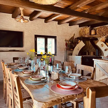 Vila Il Casale Degli Aragonesi *