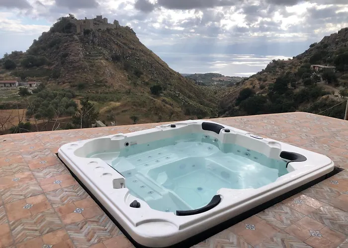 Il Casale Degli Aragonesi *