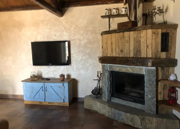 Il Casale Degli Aragonesi