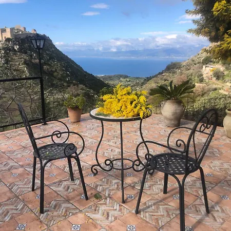 Il Casale Degli Aragonesi Villa