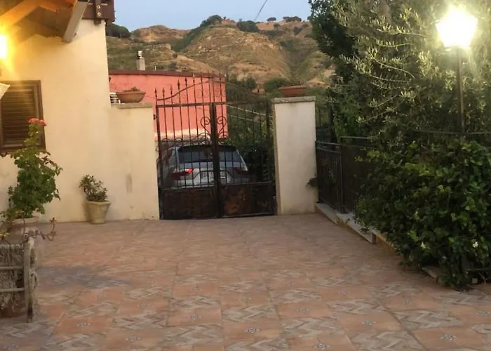 Il Casale Degli Aragonesi Villa Reggio di Calabria